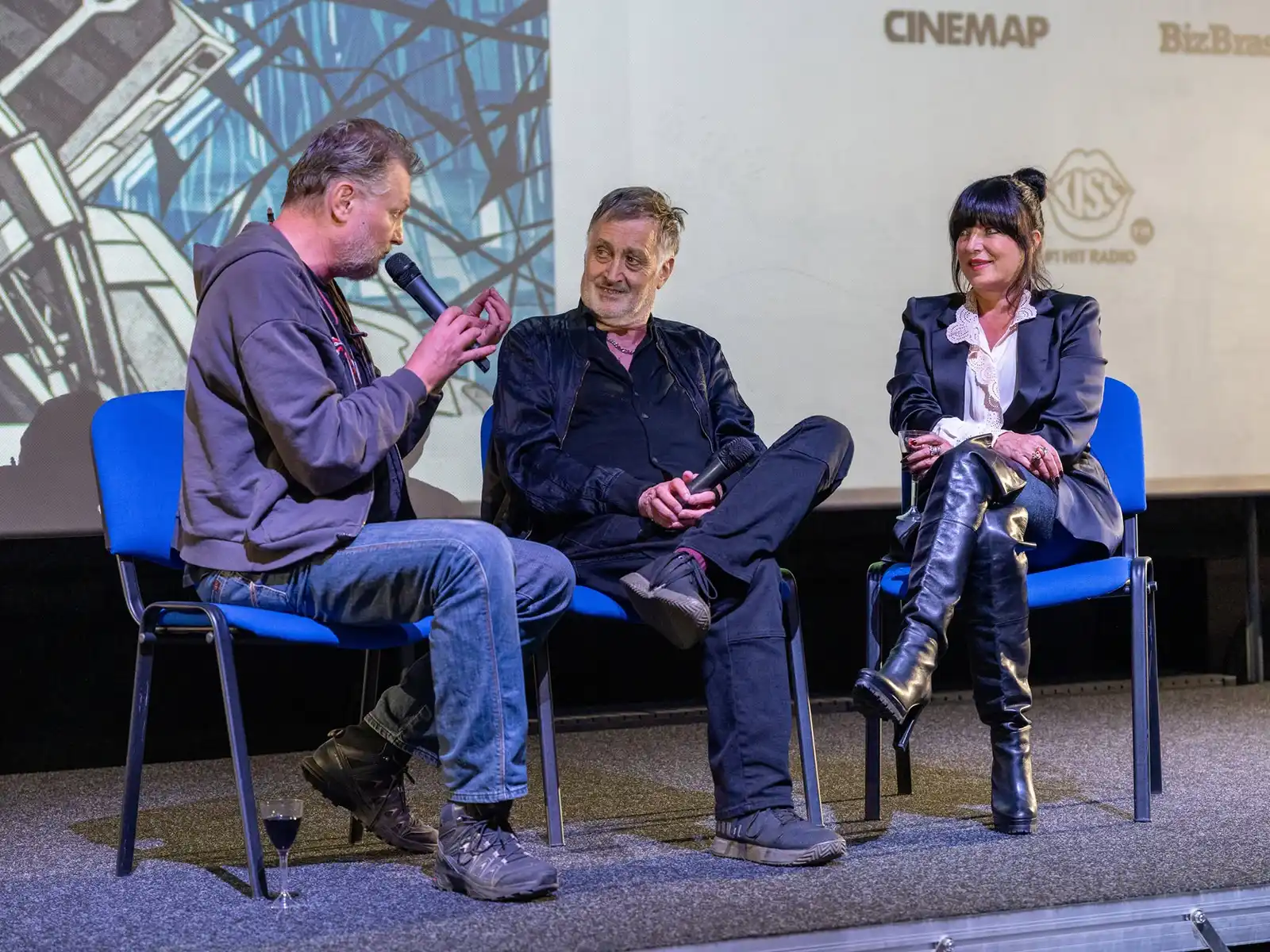 Alin Ludu Dumbravă, Simon Boswell, Lg White