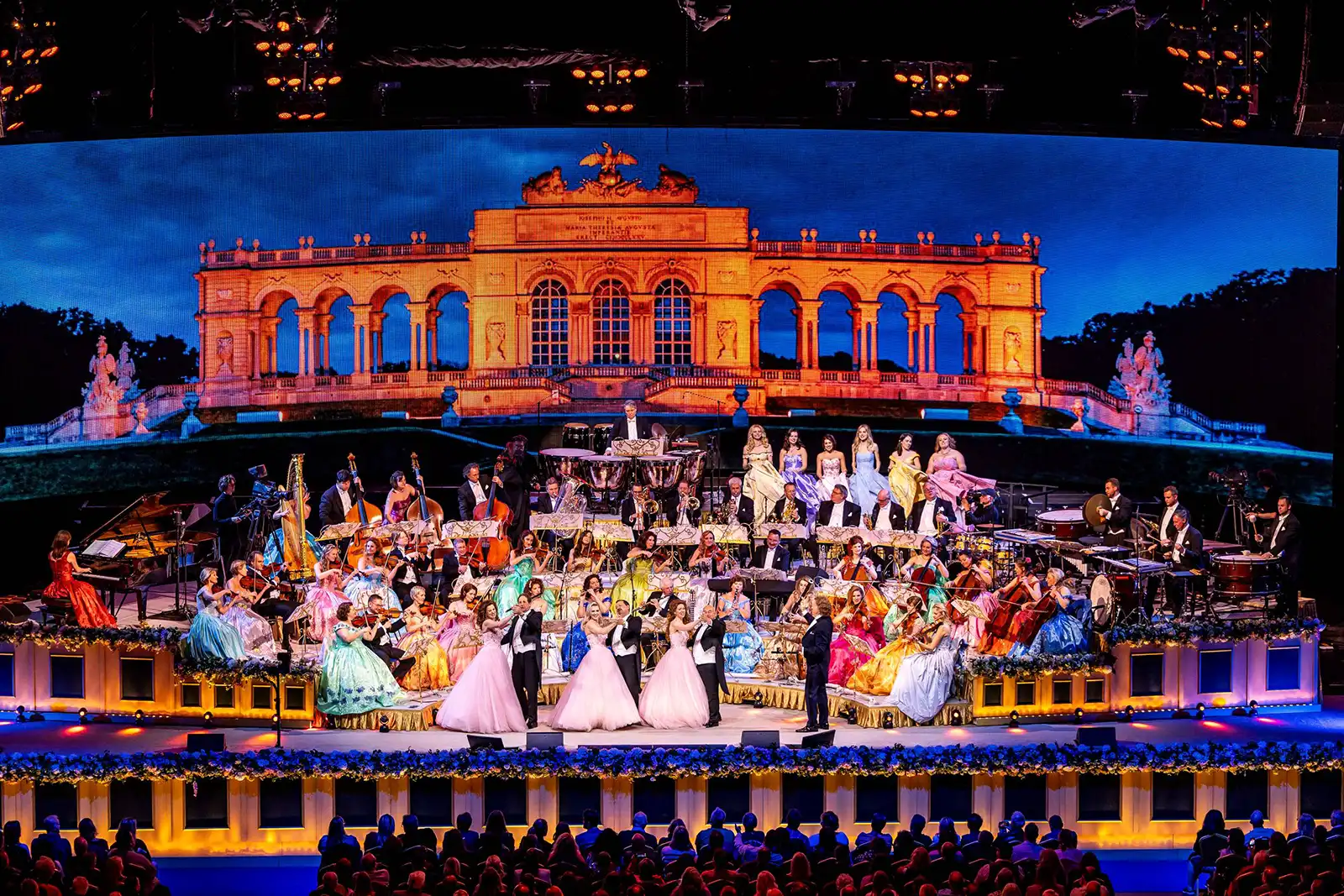 André Rieu revine în România anul viitor, cu două concerte