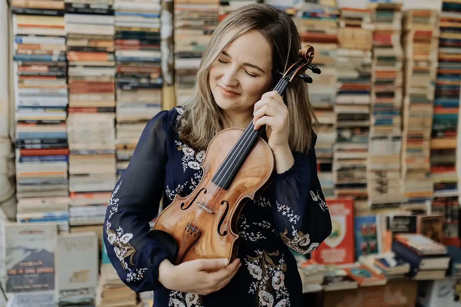 „Pentru mine muzica este vie”: Maria Marica revine la Sala Radio