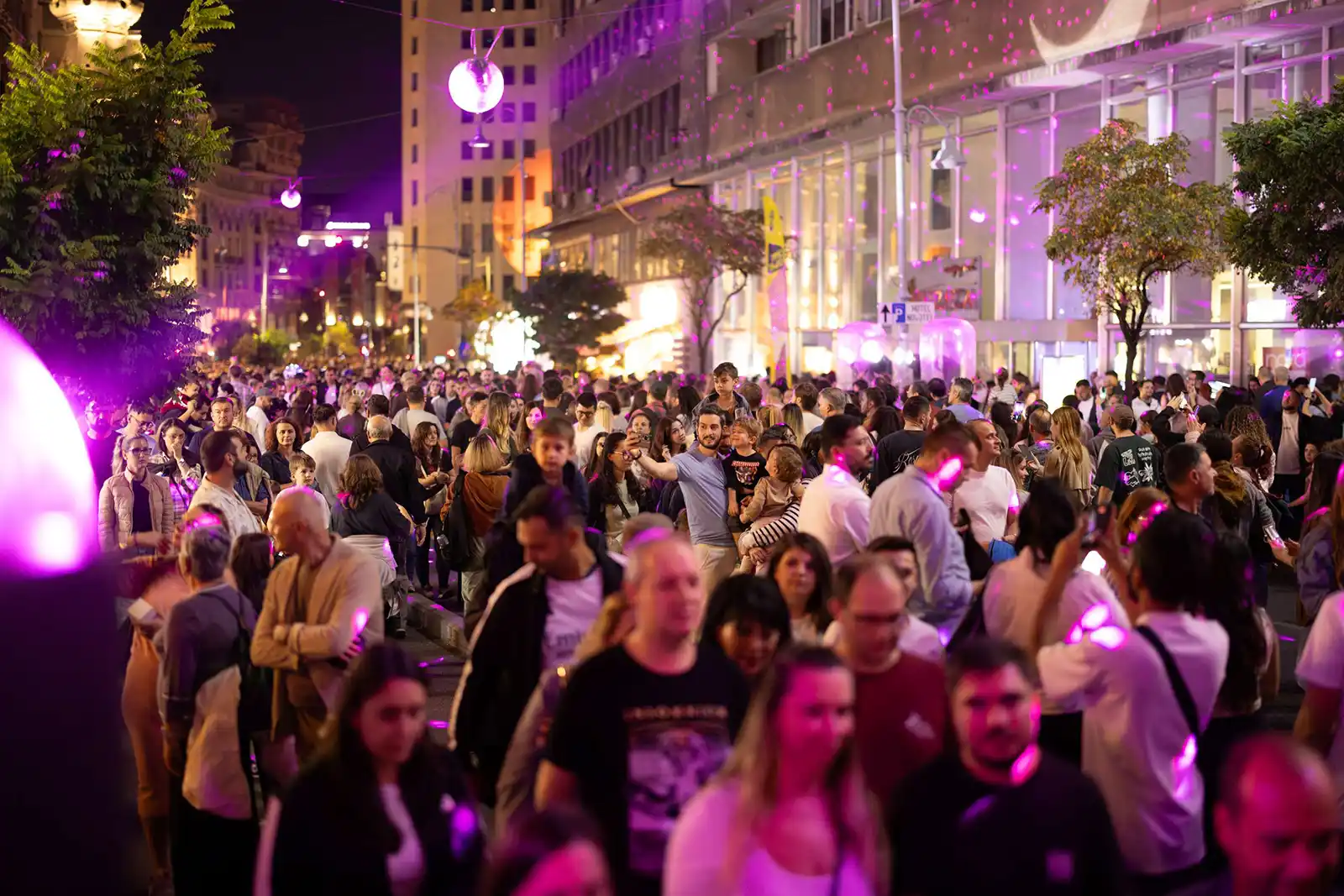 Record de participare la ediția aniversară Spotlight