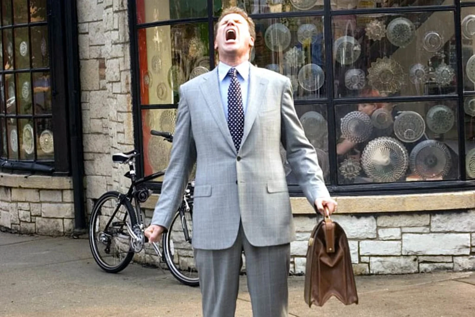 Will Ferrell intr-o scena din filmul Stranger Than Fiction (2006)